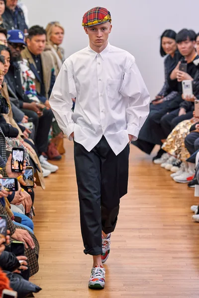 Look 23